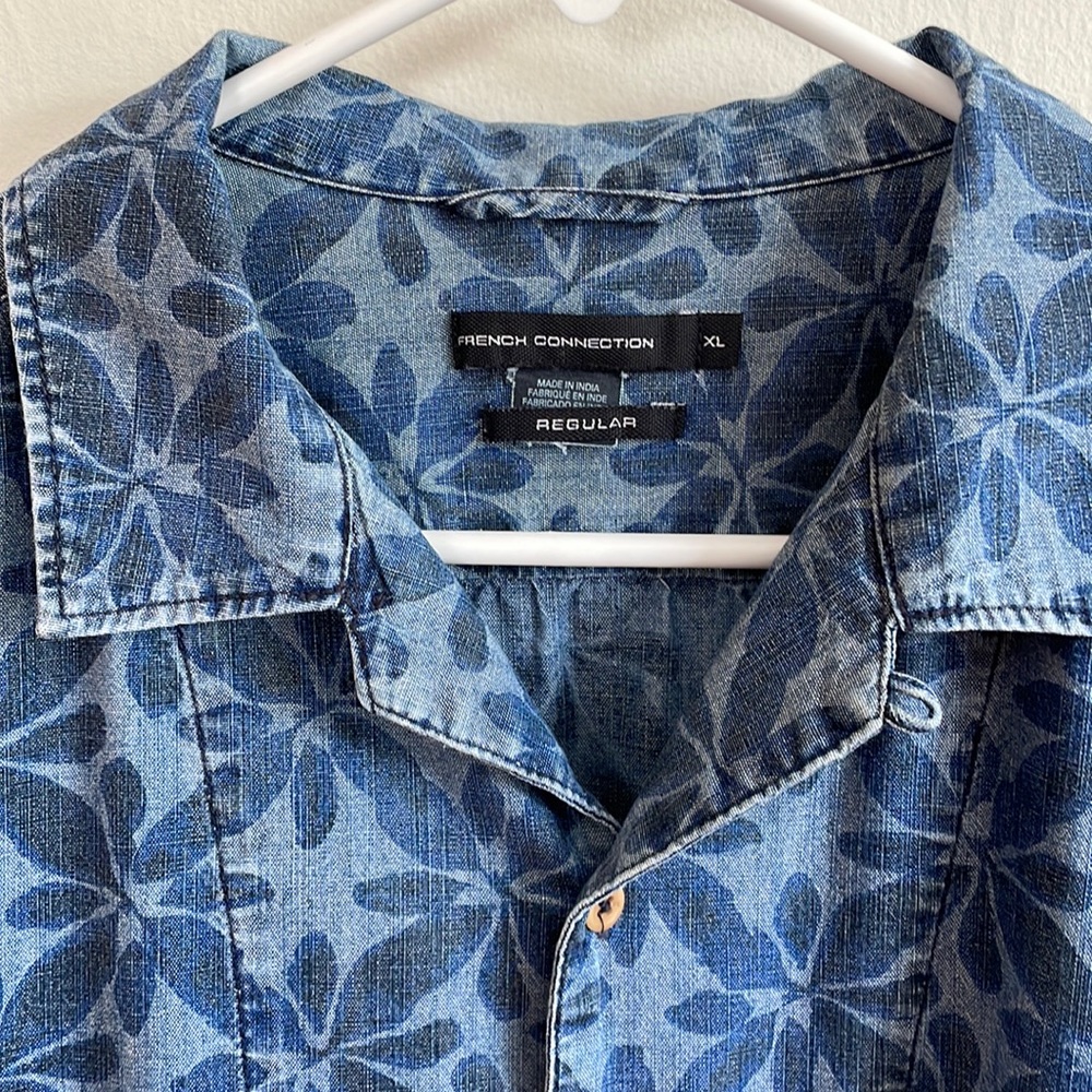 Men's French Connection button down short sleeve shirt